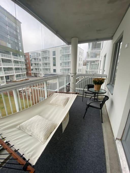 Modern Two Bedroom Apartment Near Helsinki Airport Vantaa Exterior photo